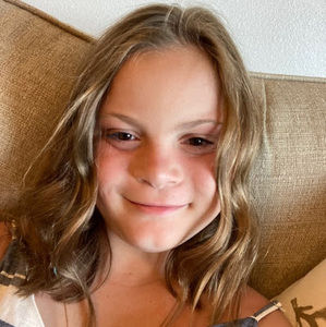 Meet your Posher, Kins tins